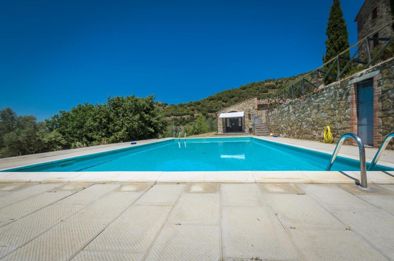 Poloturisticoumbria Rustico Con Piscina Vista Lago Passignano sul Trasimeno Bagian luar foto